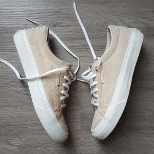 vans suede cream